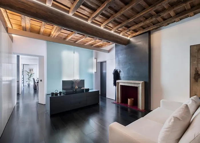 Elegant Terrace Piazza Navona Apartment Rom